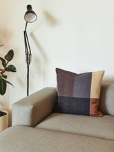 Load image into Gallery viewer, Citta Albers No.1 Cushion