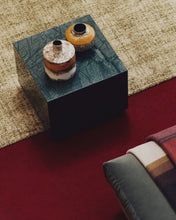 Load image into Gallery viewer, Sorein Side Table
