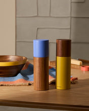 Load image into Gallery viewer, Zairin Pepper Mill