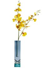 Load image into Gallery viewer, Talia Blue Vase

