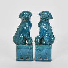Load image into Gallery viewer, Foo Dogs Pair - Small
