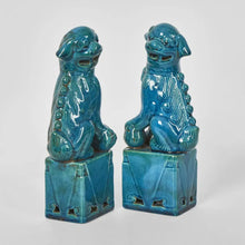 Load image into Gallery viewer, Foo Dogs Pair - Small
