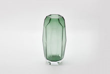 Load image into Gallery viewer, Radiant Vase - Polished
