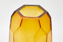 Load image into Gallery viewer, Radiant Vase - Polished
