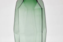 Load image into Gallery viewer, Radiant Vase - Polished
