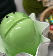 Load image into Gallery viewer, Emma Young Glass - Frog Cake Keepsake
